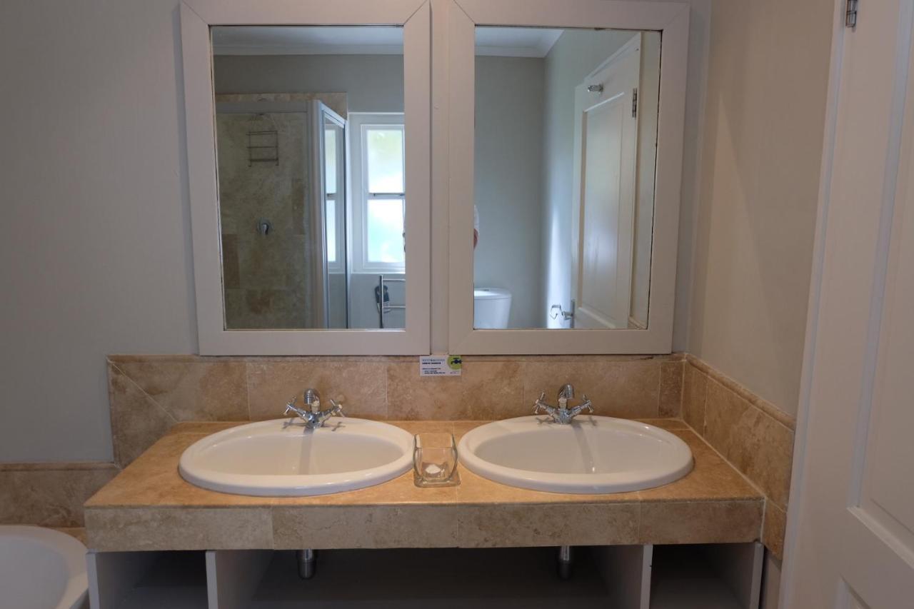11 Westcliff Rentals Hermanus Ngoại thất bức ảnh
